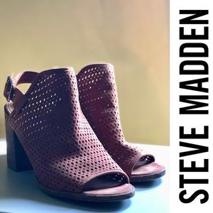 Steve Madden cross hatch sandals